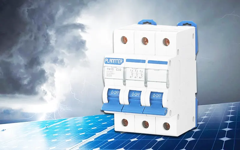 Rollen af ​​miniatureafbrydere