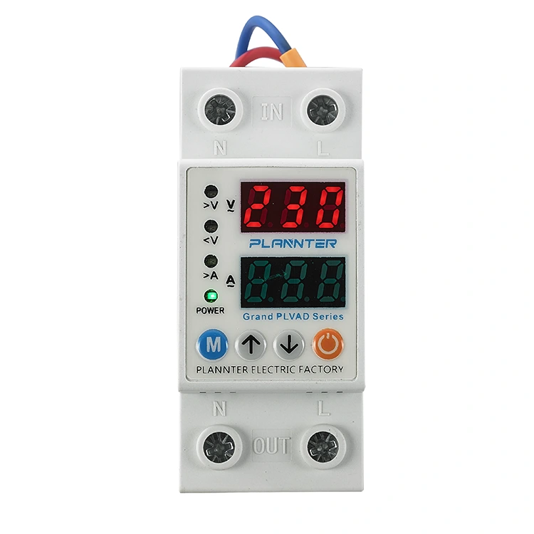 Spændingsbeskytter med dobbelt display